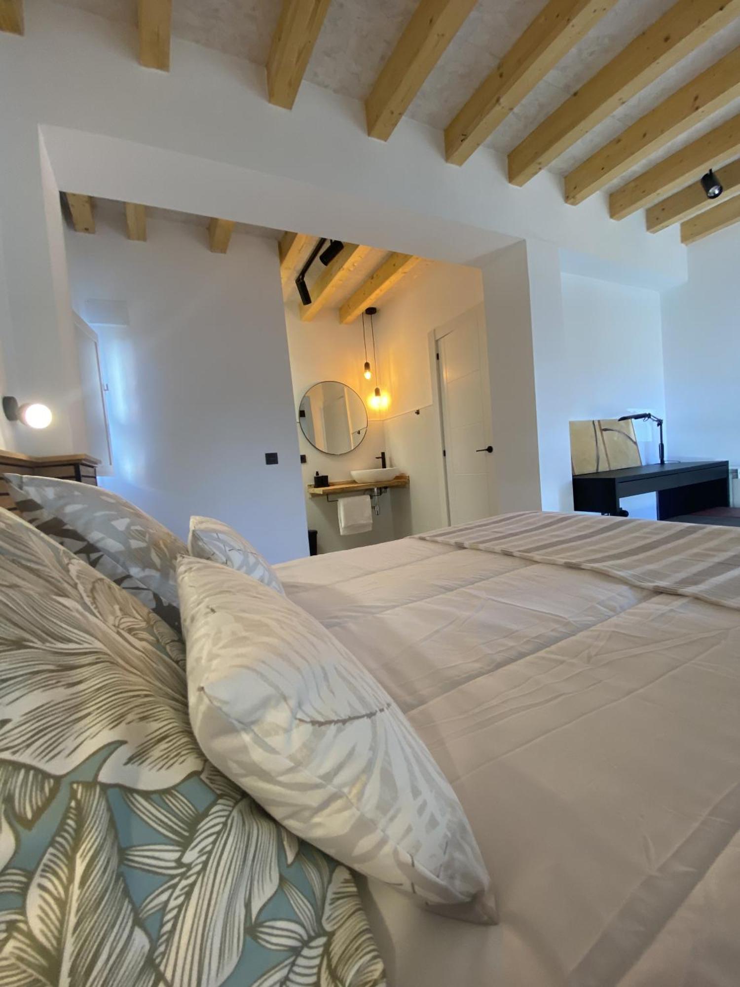 La Casa Del Barbero Villa Torrelavega Kültér fotó